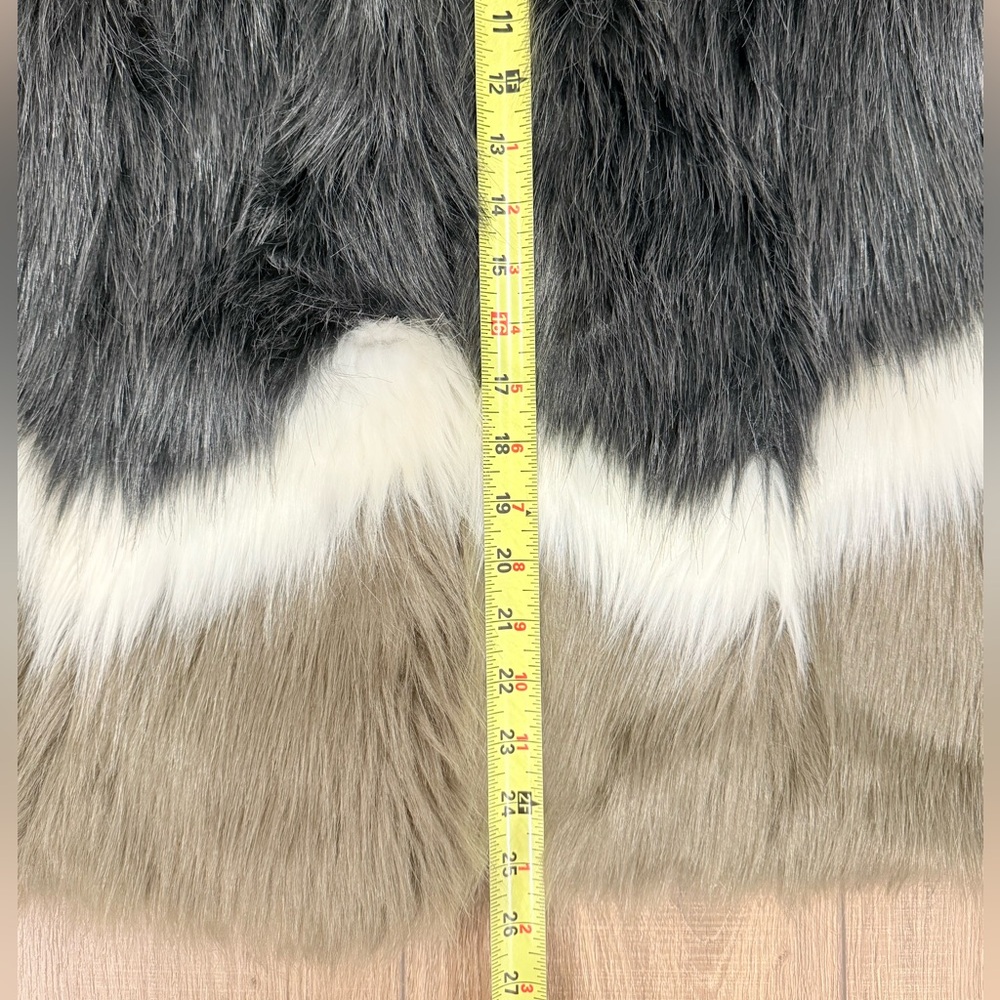 NWOT Marc New York By Marc Andrew Faux Fur Vest Size Medium - Picture 8 of 9